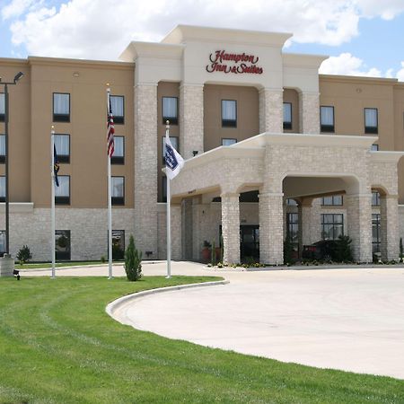 Hampton Inn & Suites Liberal Bagian luar foto