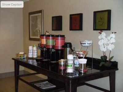 Hampton Inn & Suites Liberal Bagian luar foto