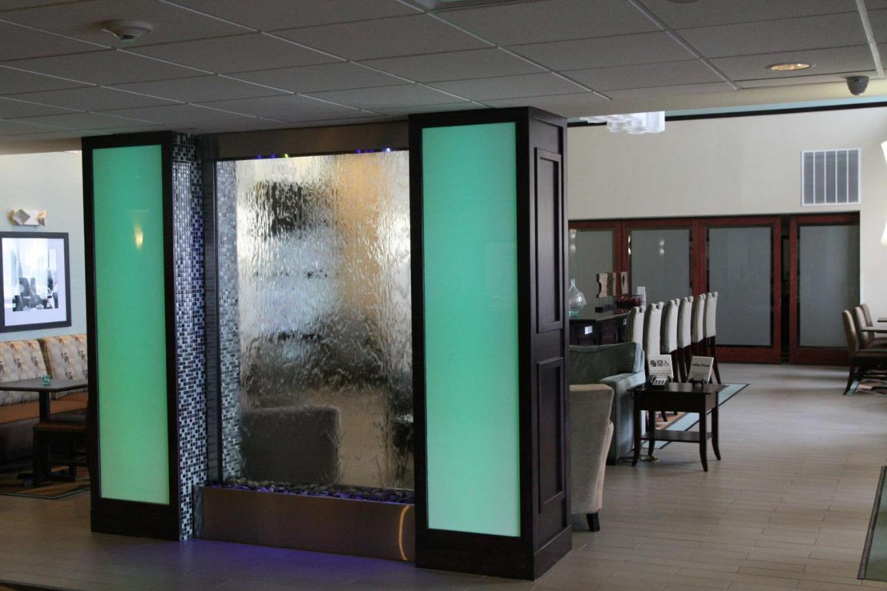 Hampton Inn & Suites Liberal Bagian luar foto