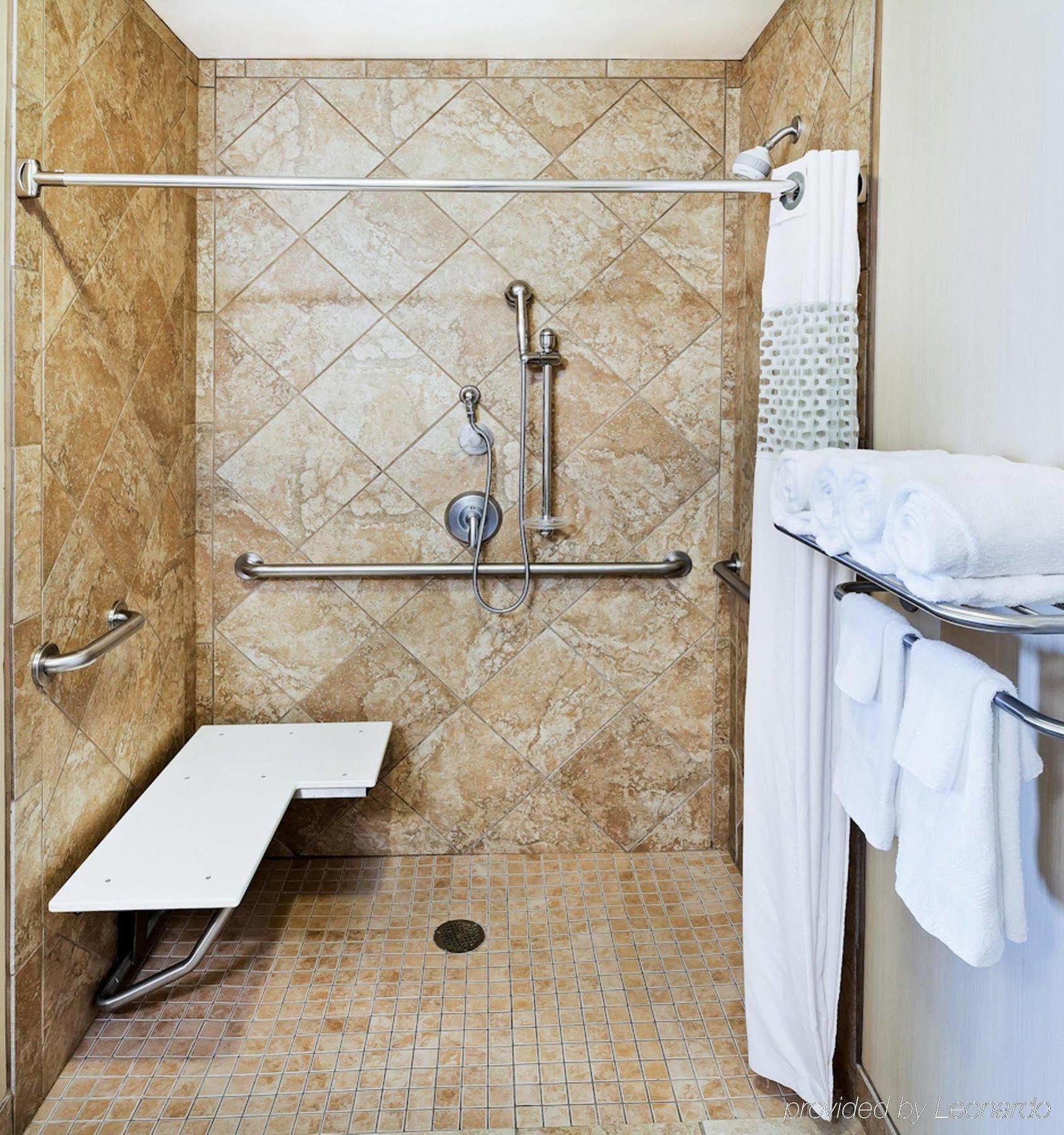 Hampton Inn & Suites Liberal Bagian luar foto