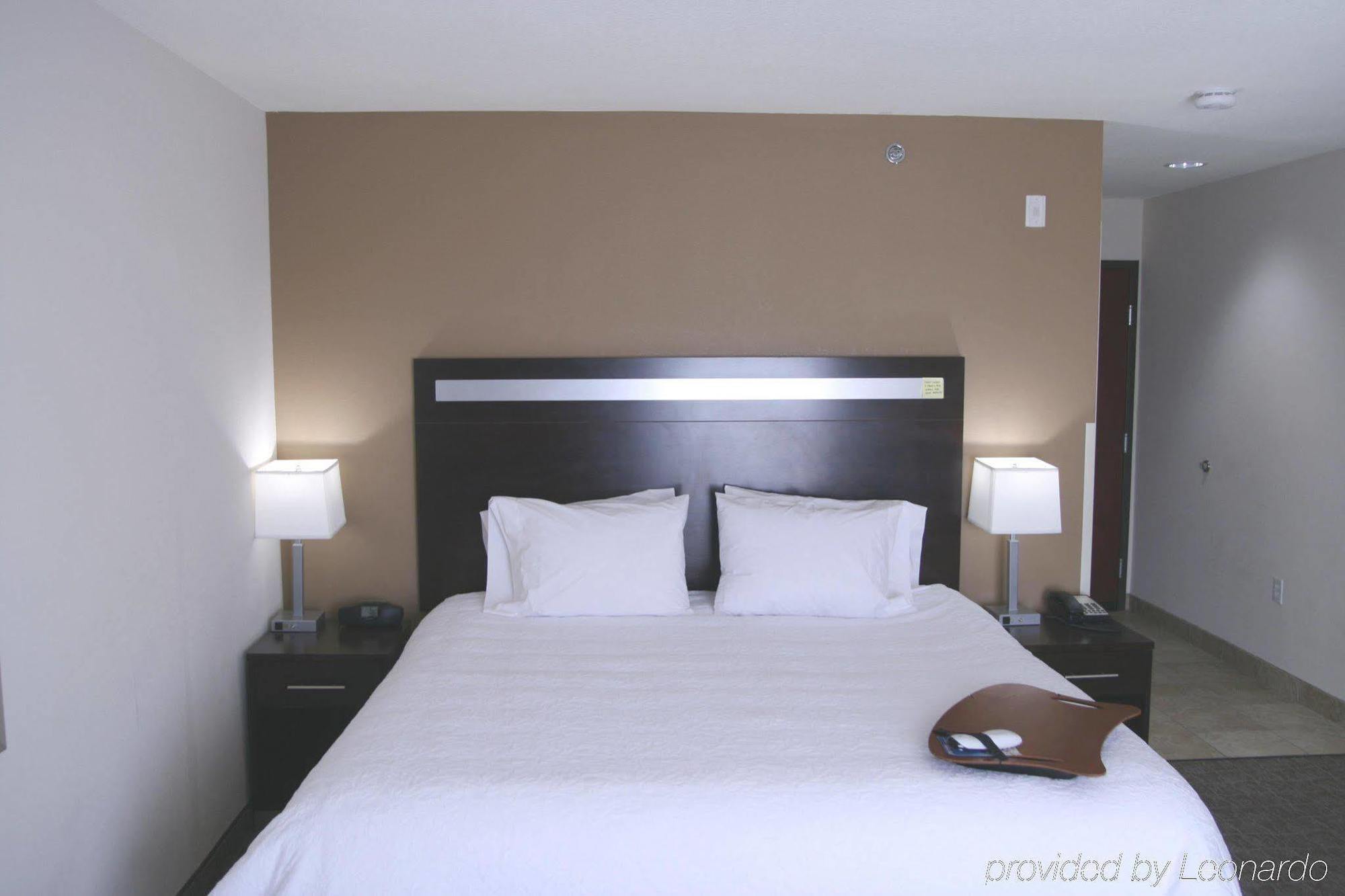Hampton Inn & Suites Liberal Bagian luar foto